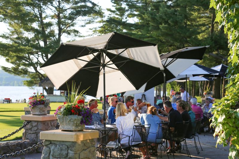 Beach House Restaurant, Boyne City