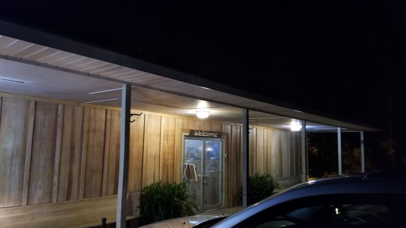 Backroads Steak & Seafood – Slaughter, Louisiana