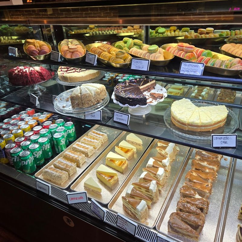 Middle Eastern And European Pastries That Demand Your Attention