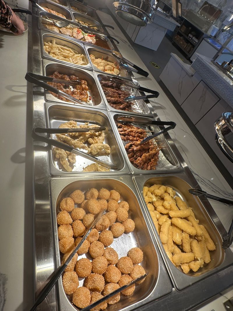 Family Table Buffet – Columbus Suburbs, OH