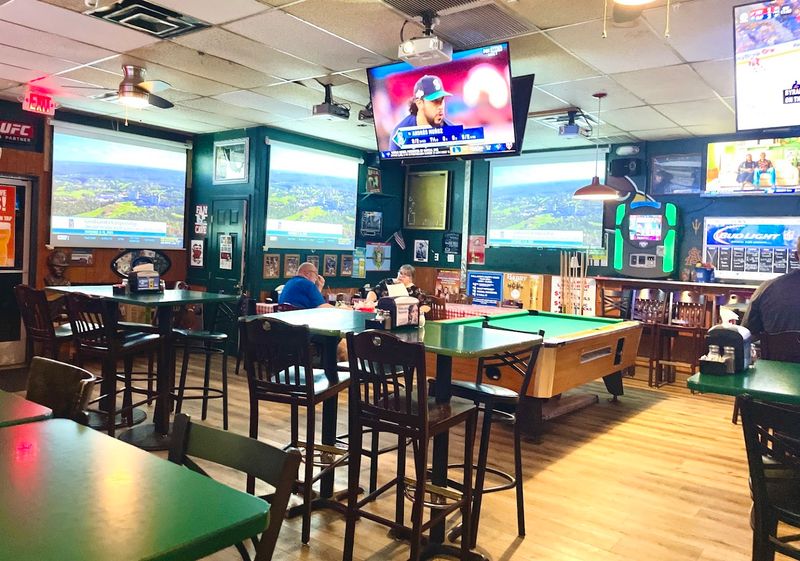 Pullano's Pizza & Wings — Glendale