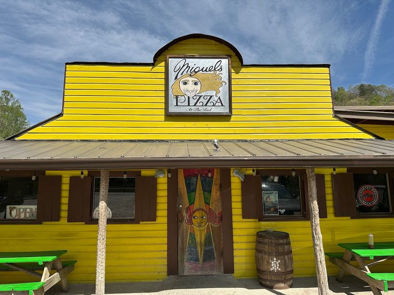 Miguel's Pizza