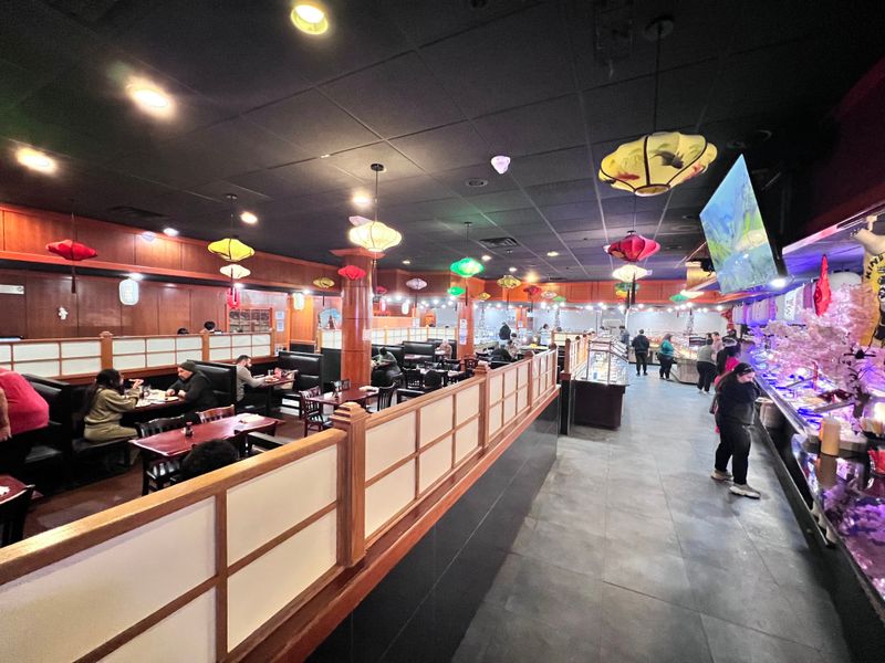 Fuji Japanese Buffet, Madison Heights