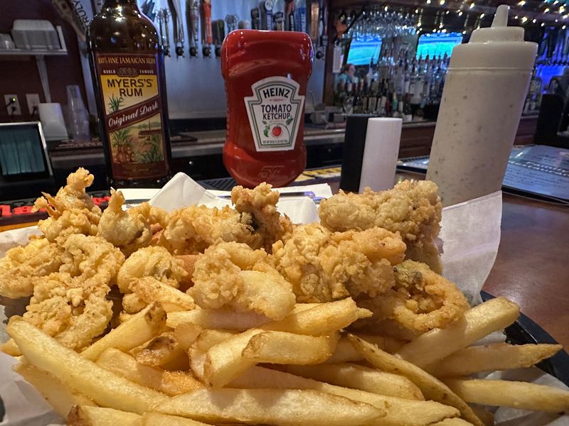 Mike's Clam Shack, Wells