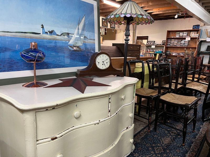 Miles Thrift Shop, Damariscotta Miles Thrift Shop, Damariscotta