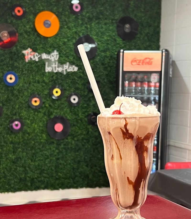 Milkshakes And Floats That Belong In A Dream Milkshakes And Floats That Belong In A Dream