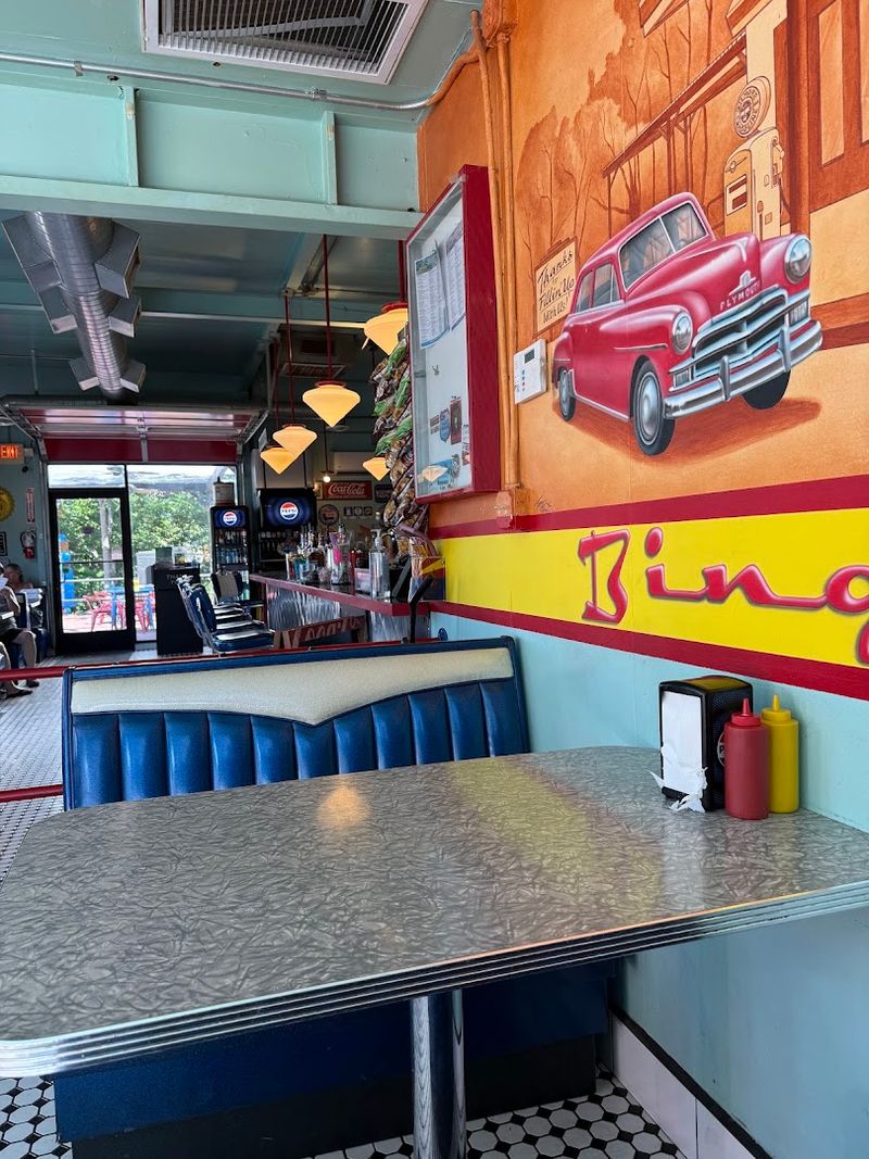 The Open Kitchen That Builds Serious Trust