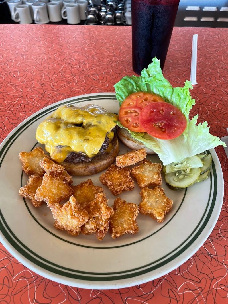 Lunch Options That Hold Their Own