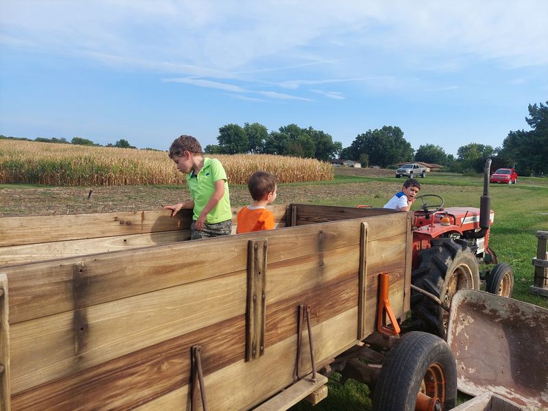 Mill Creek Farm (Quincy, IL) Mill Creek Farm (Quincy, IL)