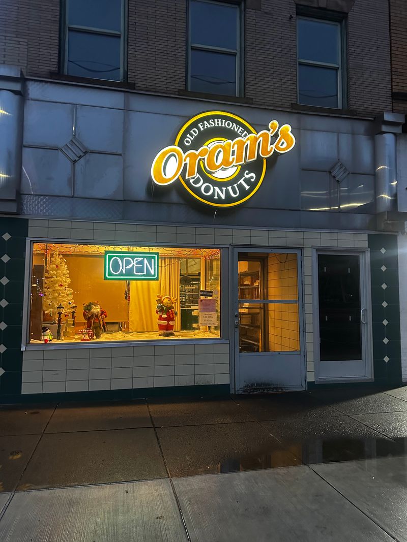Oram's Donut Shop (1406 7th Ave, Beaver Falls, PA 15010)