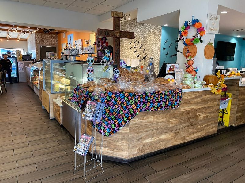 Bolillos Café – Laredo