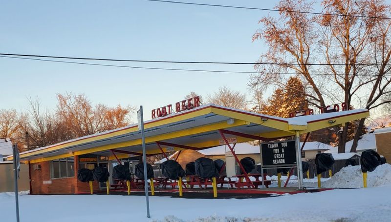 Miller's Dog N Suds Drive-In (Ingleside)