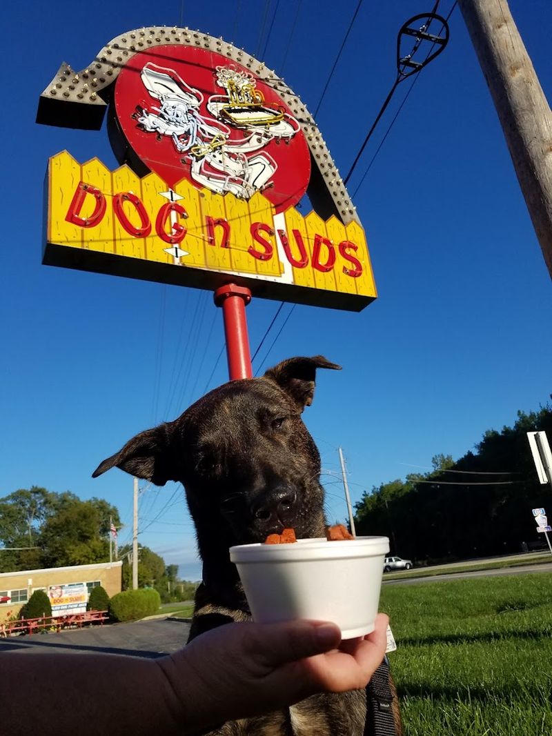 Miller's Dog n Suds Drive-In — Ingleside