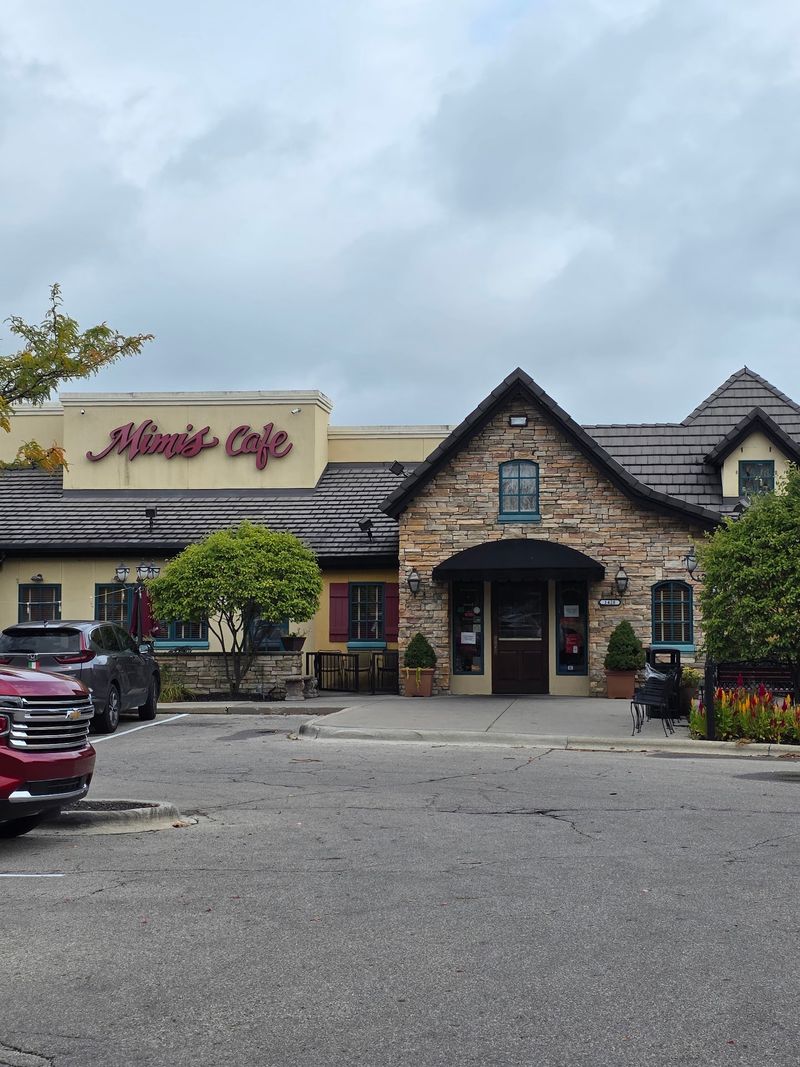 Mimi's Cafe, Columbus