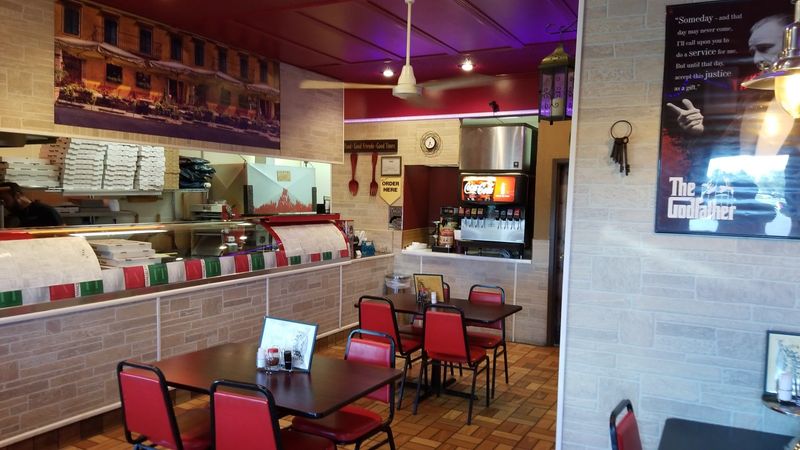 Mimmo's (Carterville)
