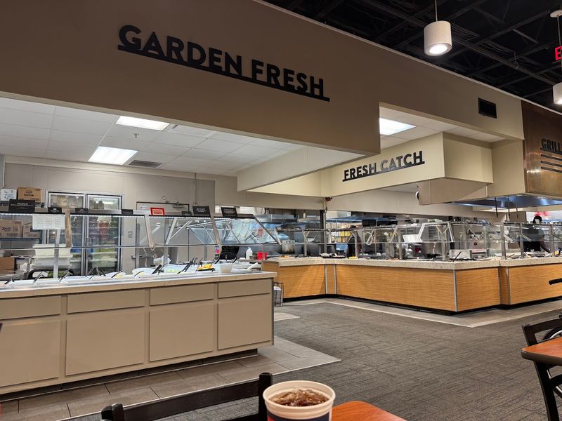 Golden Corral Buffet & Grill