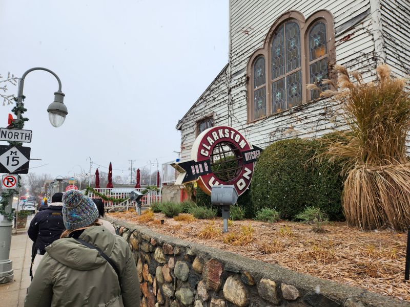 Lean On The Staff For Honest Guidance