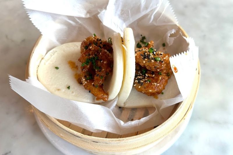 Small Plates That Frame The Bowl