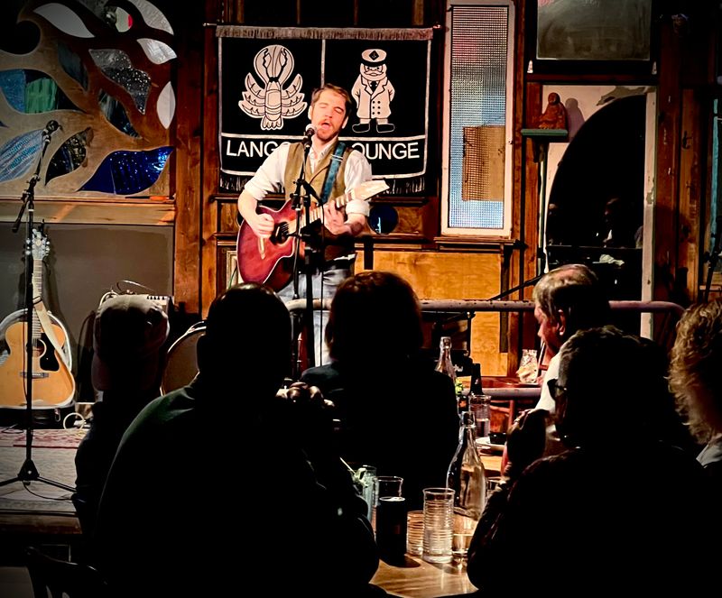 Meet The Plate, Then The Playlist