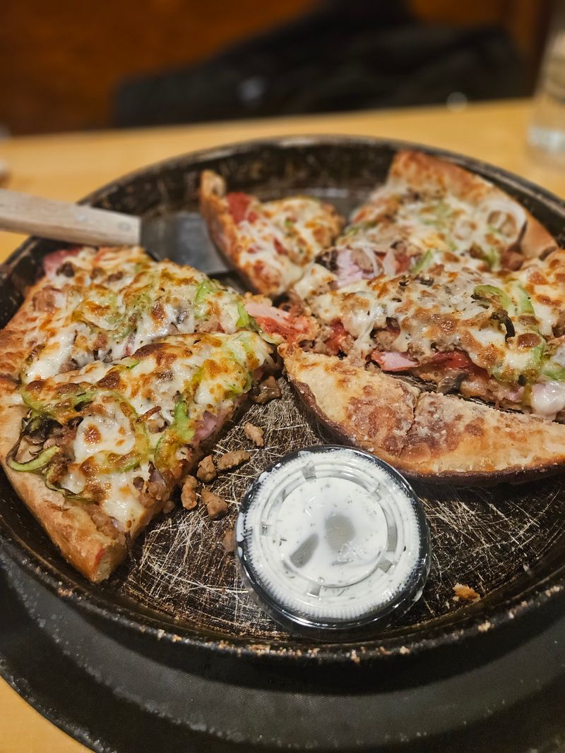 Split A Stuffed Pizza For A Crowd