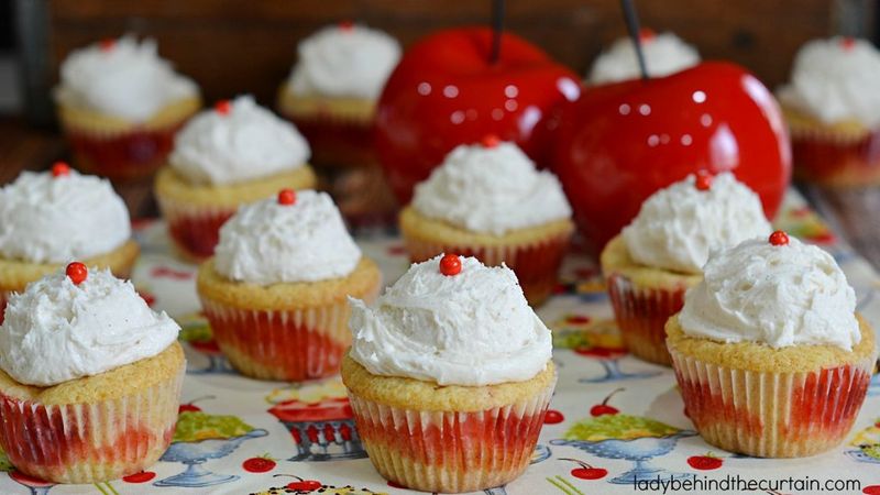 Cherry-Vanilla Bean Cobbler Muffins