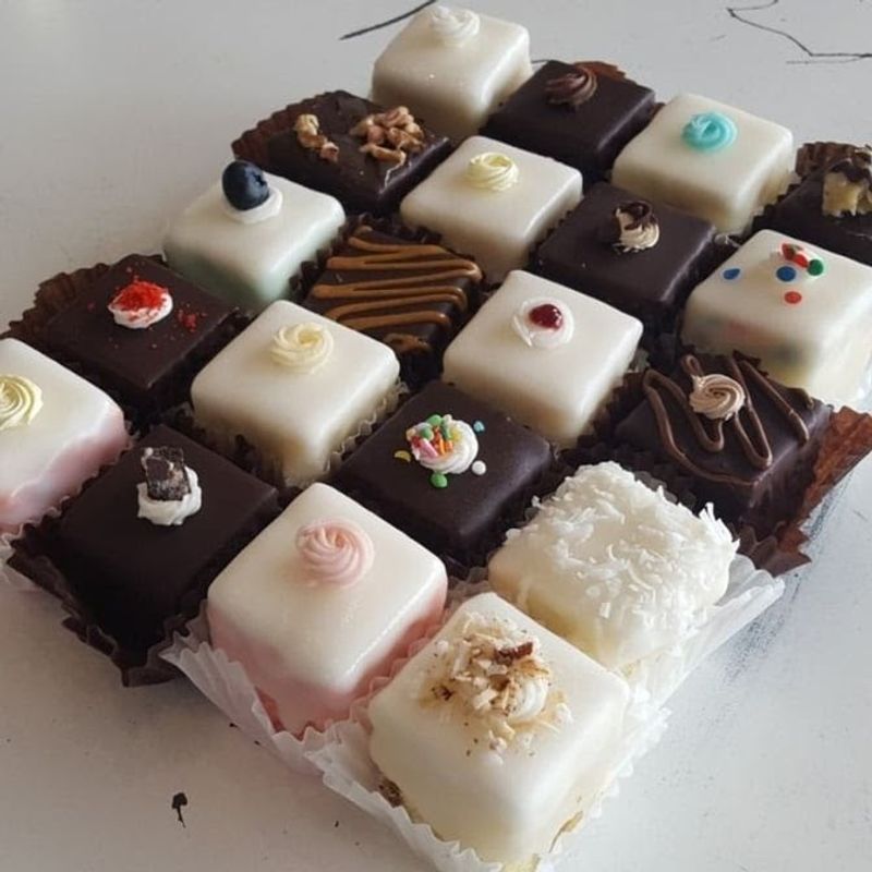 Macarons And Petit Fours With Elegant Presentation