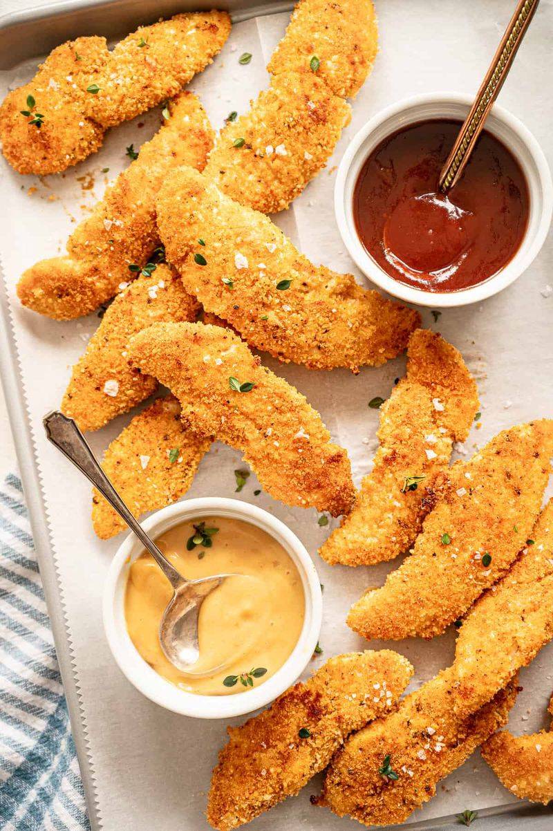 Chicken Tenders: Crunchy Dippers Extraordinaire