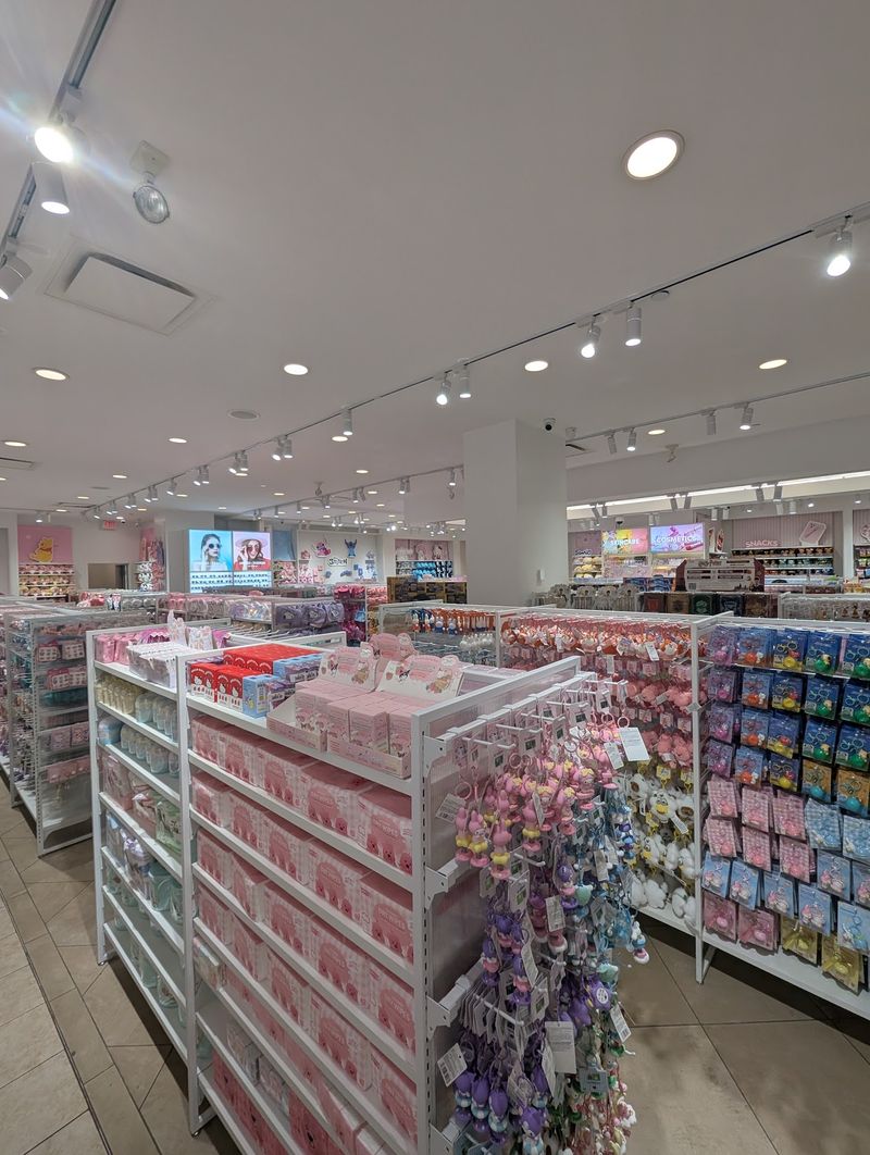 Miniso And Claw Zone Miniso And Claw Zone