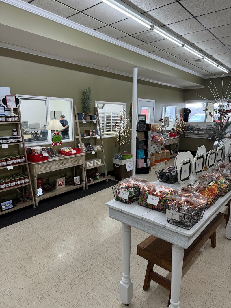 Minonk Chocolate Company, Minonk, IL