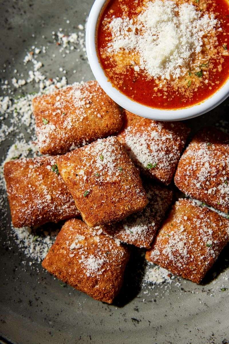Missouri: Toasted Ravioli