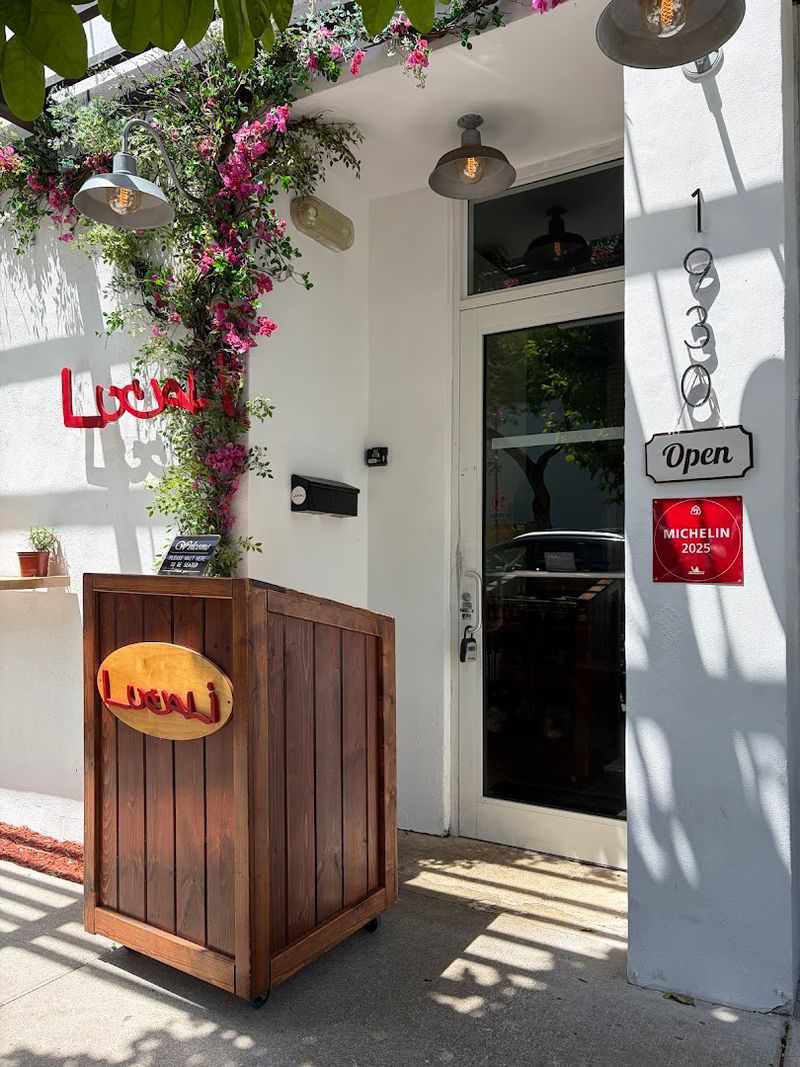 Lucali, Miami Beach