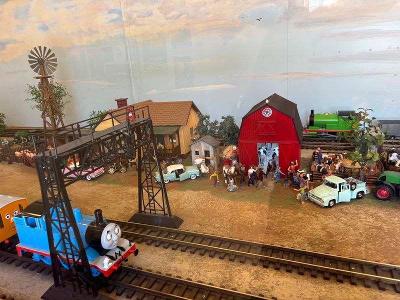 Model Trains, Old Cars, And A Gift Shop Treasure Hunt Model Trains, Old Cars, And A Gift Shop Treasure Hunt