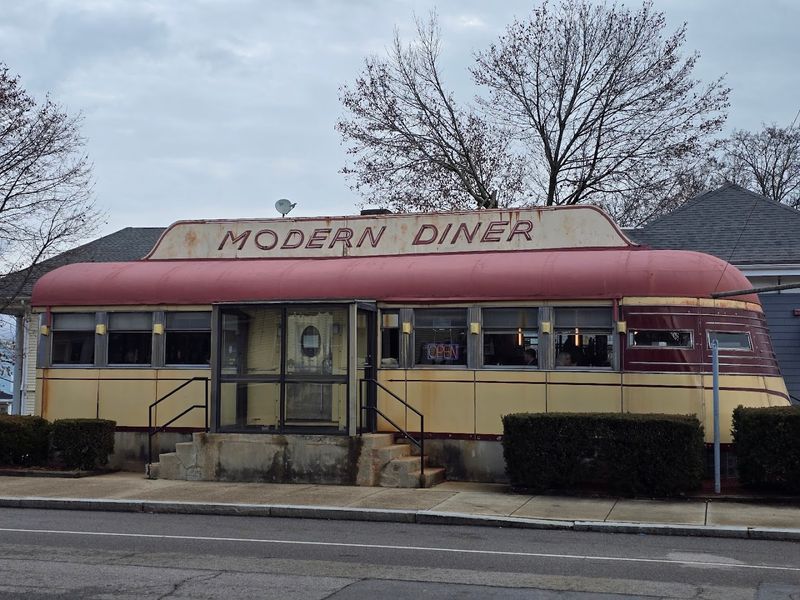 Modern Diner