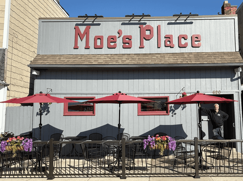 Moe's Place, Rossford