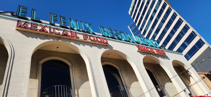 El Fenix – Downtown Dallas
