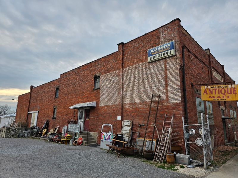 Easy Location, Straightforward Parking, Simple Plan