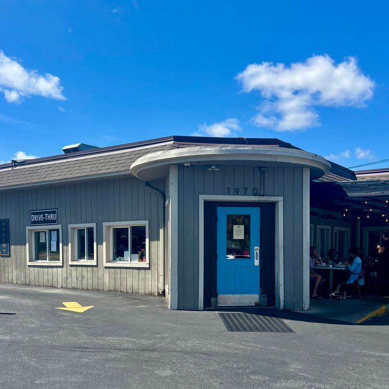 Blue Door Cafe & Bakery (Cuyahoga Falls)