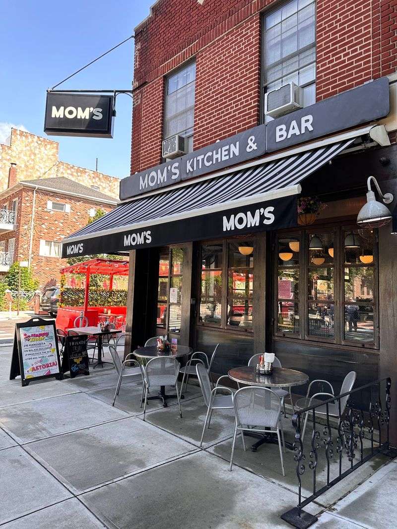 Mom's Kitchen & Bar