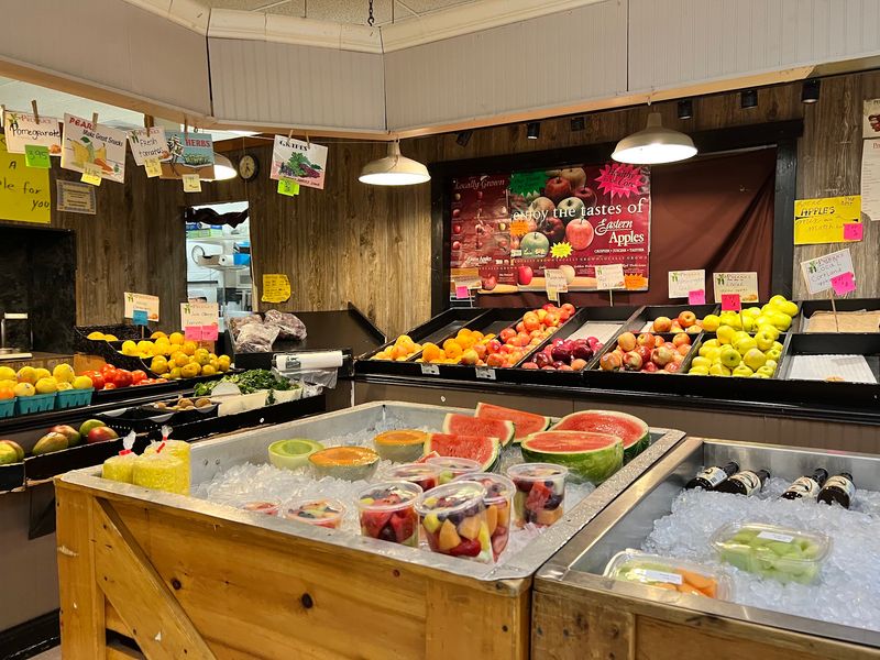 Mom's Pantry Serves Up Homestyle Comfort In Every Single Container
