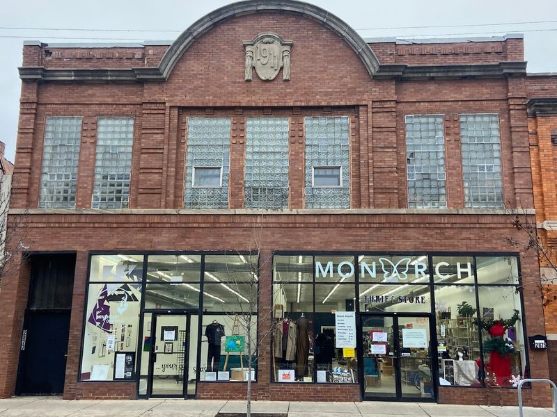 Monarch Thrift Shop, Chicago