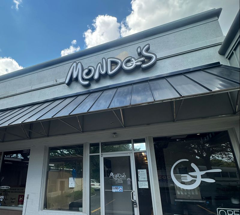 Mondo's Italian Restaurant, Charleston