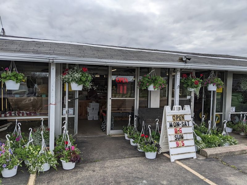 Monnin's Fruit Farm, Dayton