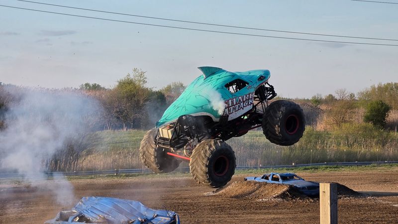 Monster Truck Wars Light Up The Grandstand