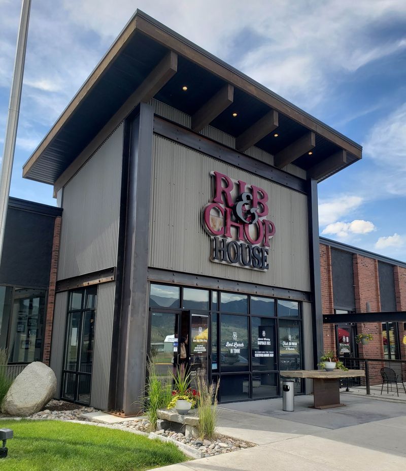 Montana's Rib And Chop House