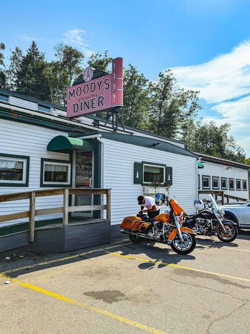Moody's Diner, Waldoboro Moody's Diner, Waldoboro