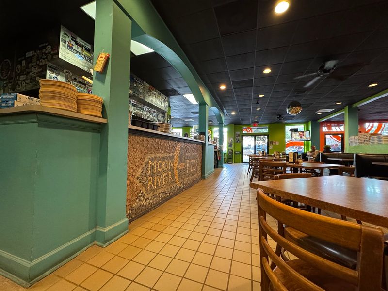 Moon River Pizza
