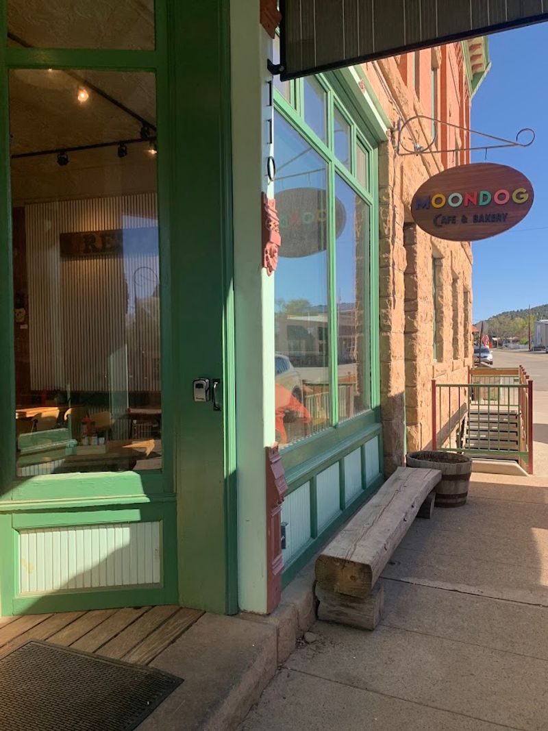 Moondog Cafe & Bakery, Mancos
