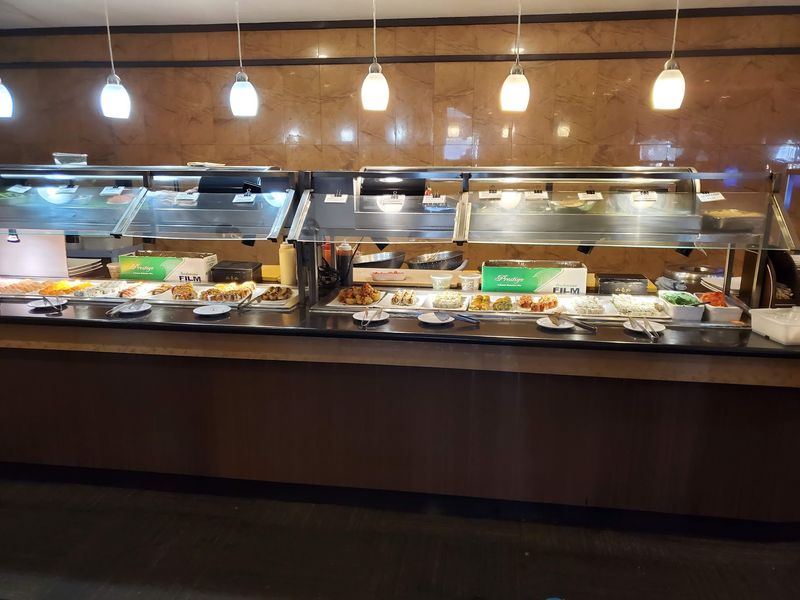More Than 100 Feet Of Food To Explore