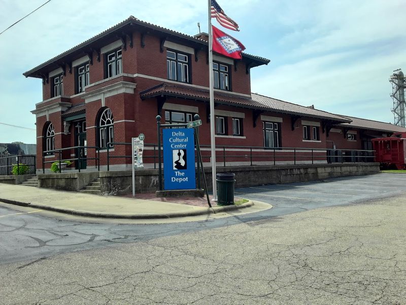 Delta Cultural Center, Helena