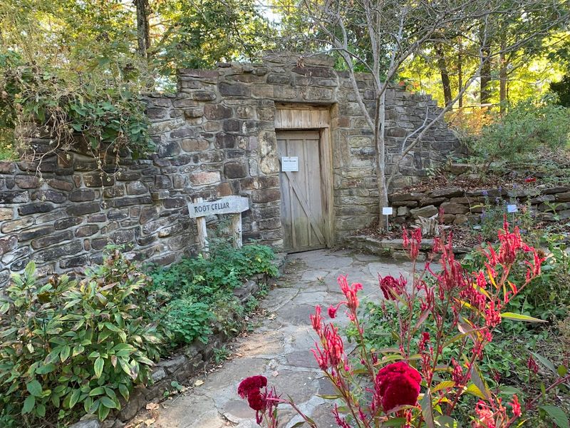 Ozark Folk Center State Park Heritage Herb Garden